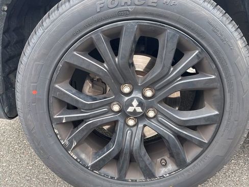 Used 2018 Mitsubishi Outlander Sport LE AWD/4WD image 4
