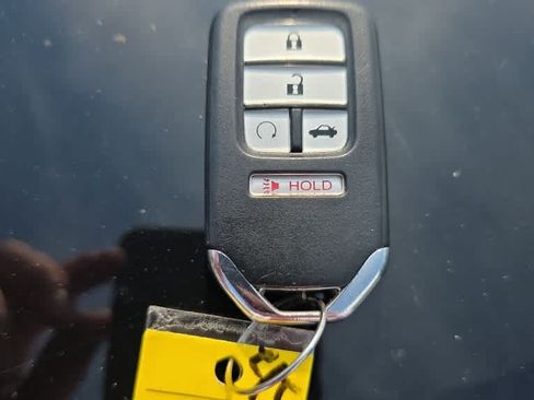 Used 2021 Honda Civic Sport image 31
