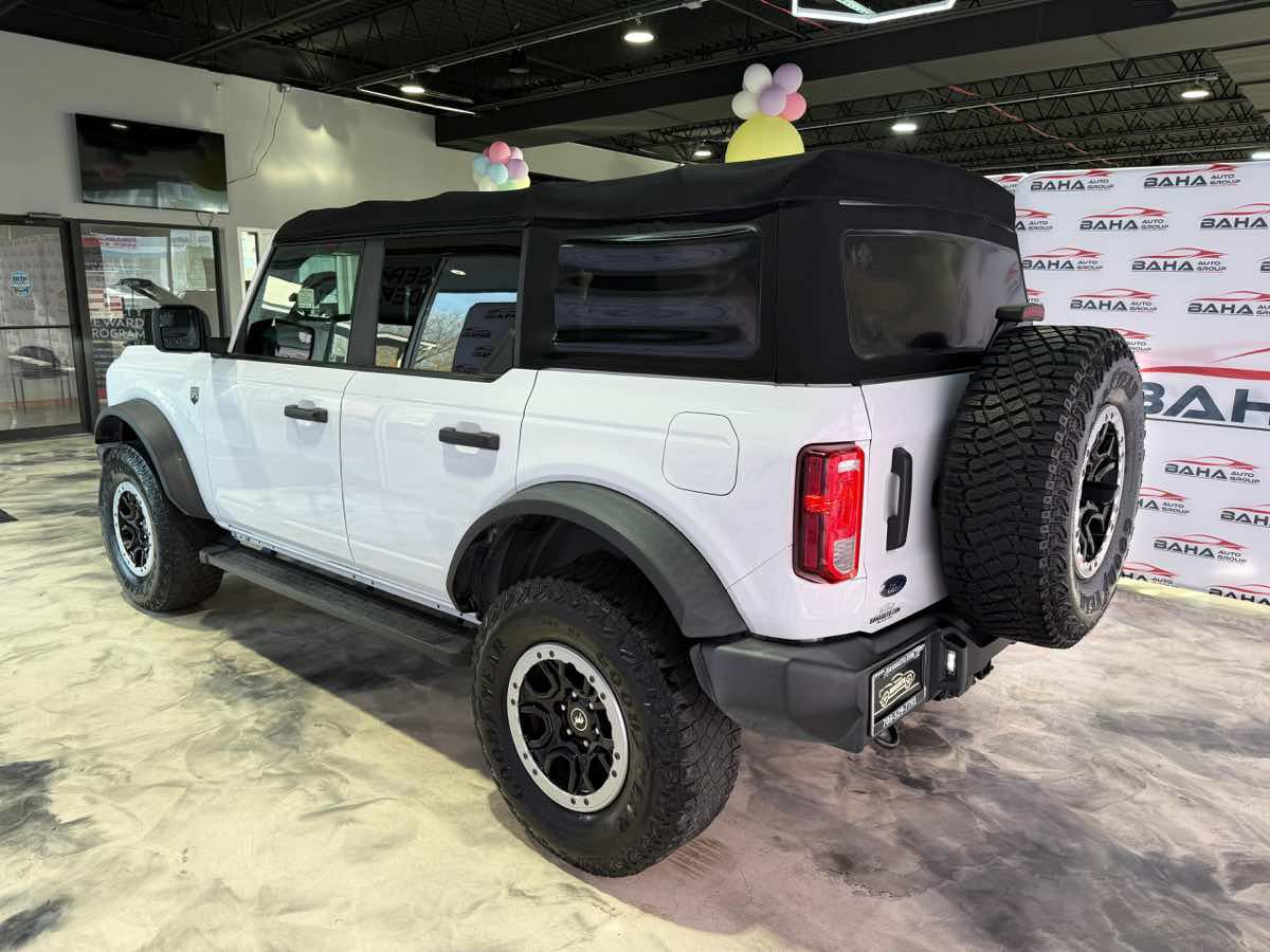 Used 2022 Ford Bronco Big Bend w/ Sasquatch Package AWD/4WD image 9