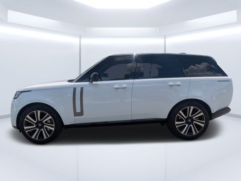 Used 2023 Land Rover Range Rover SE AWD/4WD image 6