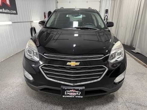 Used 2017 Chevrolet Equinox LT w/ Convenience Package image 2