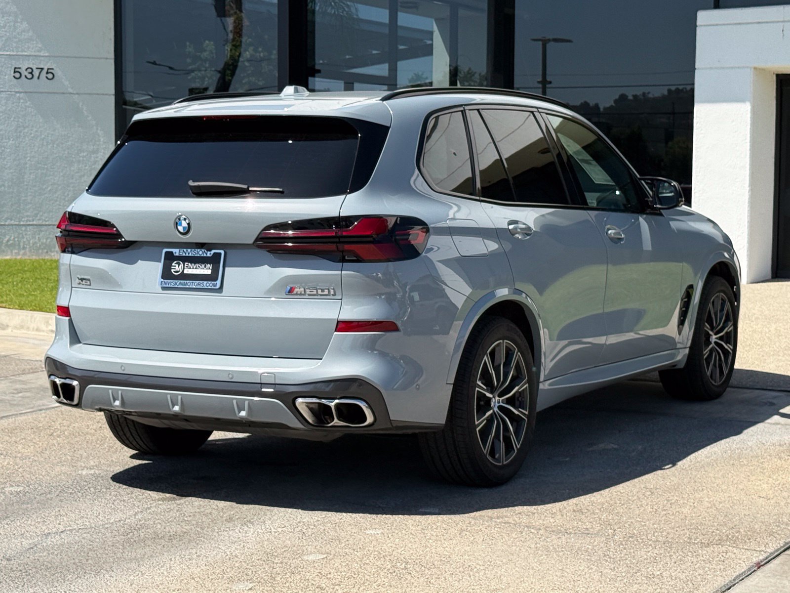 Used 2025 BMW X5 M60i AWD/4WD image 15