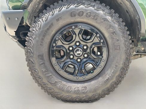 Certified 2022 Ford Bronco Wildtrak AWD/4WD image 36