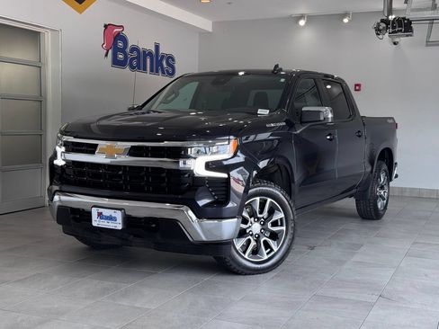Certified 2023 Chevrolet Silverado 1500 LT AWD/4WD image 2