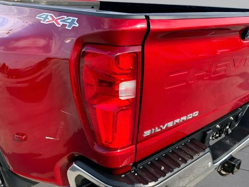 Used 2022 Chevrolet Silverado 3500 LTZ w/ LTZ Texas Edition AWD/4WD image 25