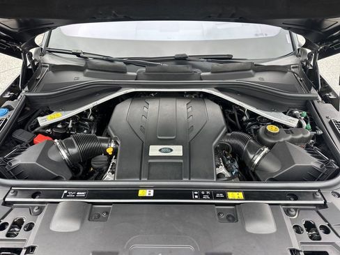 Used 2023 Land Rover Range Rover Sport First Edition image 34
