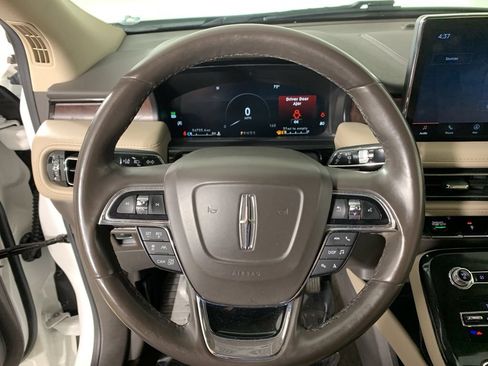Used 2022 Lincoln Nautilus Reserve w/ Equipment Group 201A AWD/4WD image 22