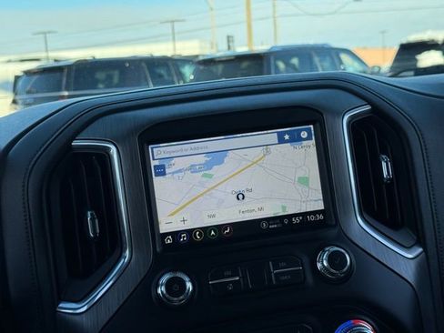 Used 2022 GMC Sierra 2500 Denali image 3