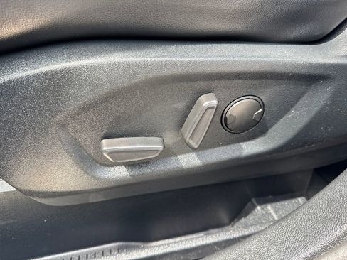 Used 2021 Ford Edge Titanium w/ Cargo Accessory Package FWD image 15