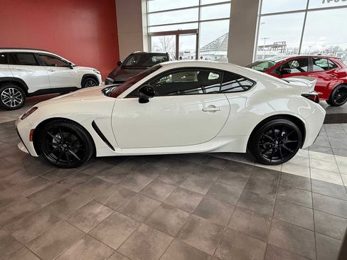 New 2026 Toyota GR86 Premium image 3