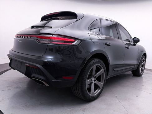 Used 2024 Porsche Macan AWD/4WD image 17