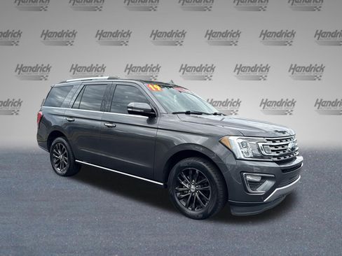 Used 2019 Ford Expedition Limited w/ Driver Assistance Package RWD image 2