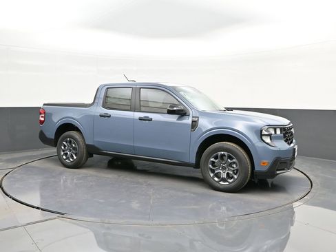 New 2025 Ford Maverick XLT w/ XLT Luxury Package image 17