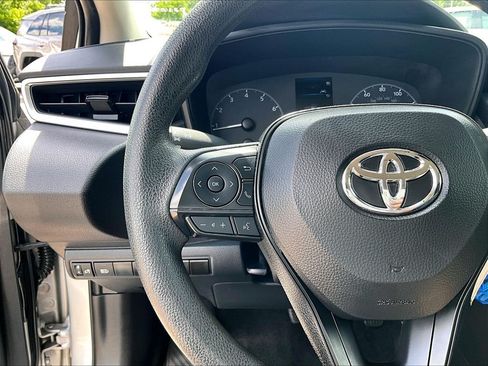 Used 2024 Toyota Corolla LE FWD image 22