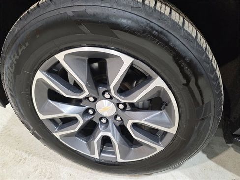 Used 2021 Chevrolet Tahoe LT w/ Rear Media and Nav Package image 10