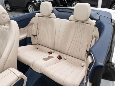 Used 2022 Mercedes-Benz E 450 4MATIC Cabriolet image 13