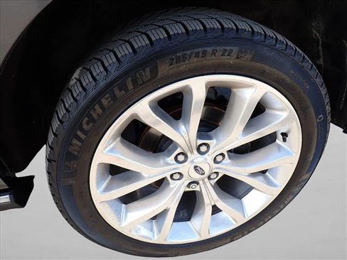 Used 2019 Ford Expedition Platinum AWD/4WD image 7
