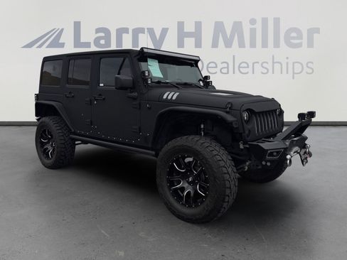 Used 2015 Jeep Wrangler Unlimited Sport w/ Quick Order Package 24S AWD/4WD image 7