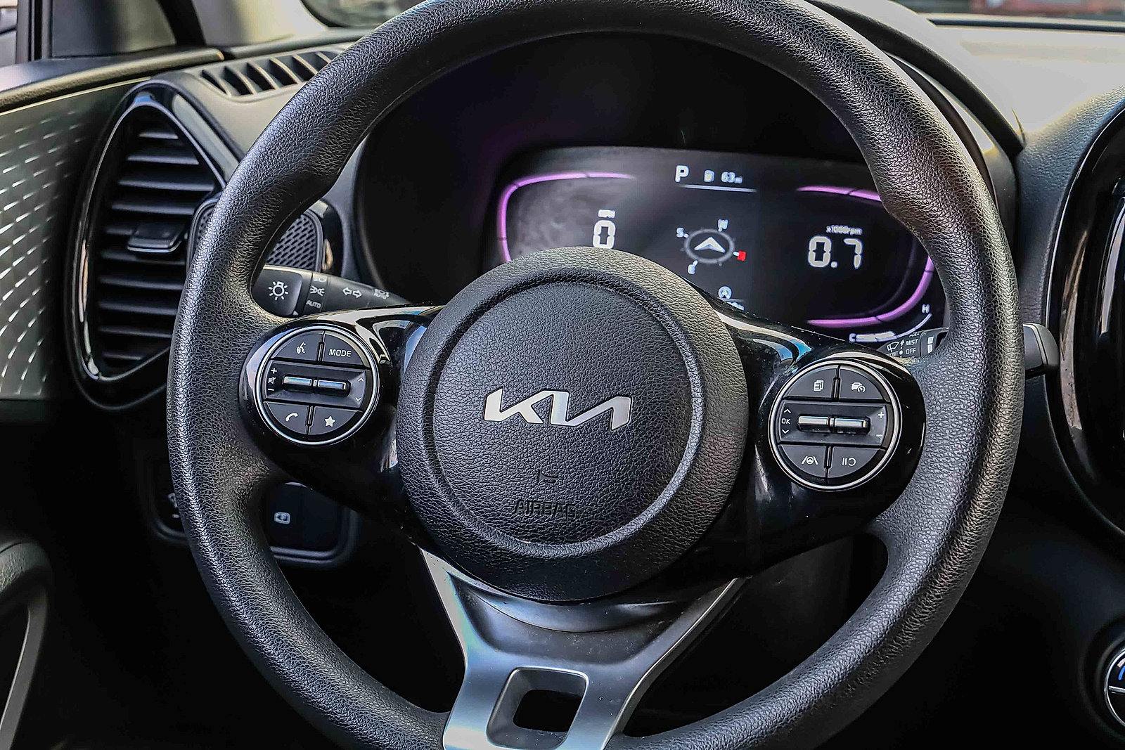 Certified 2023 Kia Soul S FWD image 14