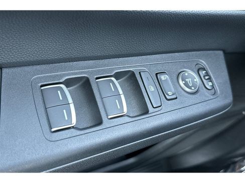 Used 2025 Honda CR-V Sport Touring image 12