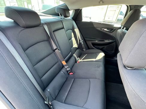 Used 2024 Chevrolet Malibu LT image 13