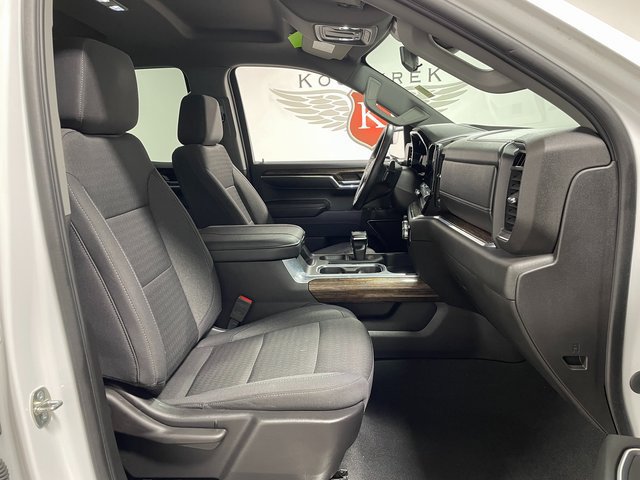 Used 2023 GMC Sierra 1500 Elevation w/ LPO, Elevation Black Package AWD/4WD image 22