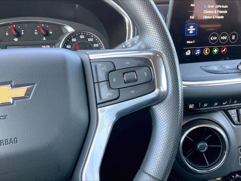 Used 2023 Chevrolet Blazer LT image 24