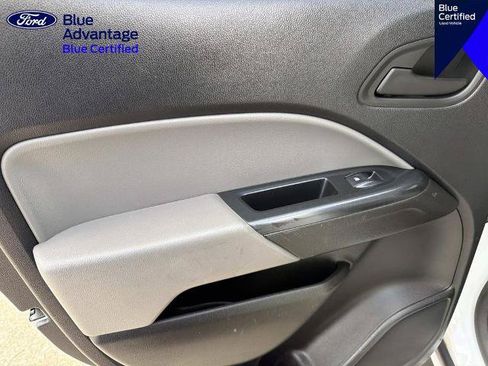 Used 2021 Chevrolet Colorado W/T w/ WT Convenience Package RWD image 10