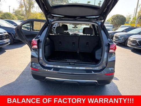 Used 2023 Chevrolet Equinox LT FWD image 16