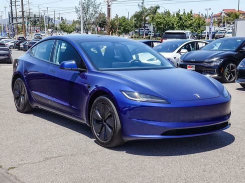Used 2025 Tesla Model 3 Long Range RWD image 3
