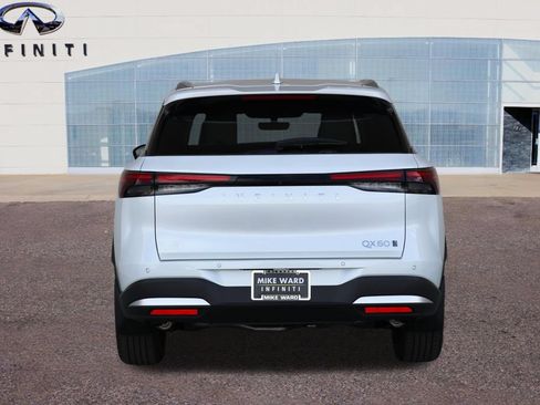 New 2026 INFINITI QX60 Luxe w/ Cargo Package AWD/4WD image 49