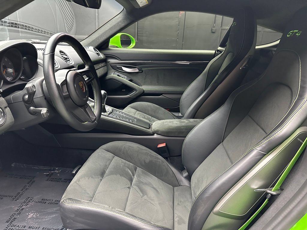 Used 2023 Porsche 718 Cayman GT4 RWD image 18