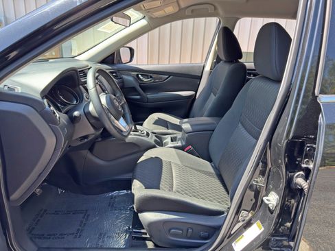 Used 2018 Nissan Rogue SV w/ Premium Package AWD/4WD image 14