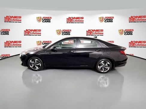 Certified 2023 Hyundai Elantra SEL w/ Convenience Package FWD image 15