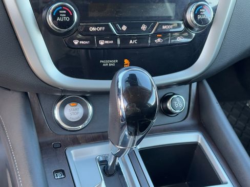 Used 2019 Nissan Murano Platinum image 24