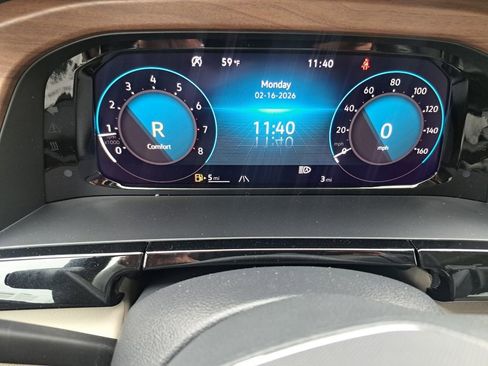 New 2026 Volkswagen Atlas SE FWD image 11