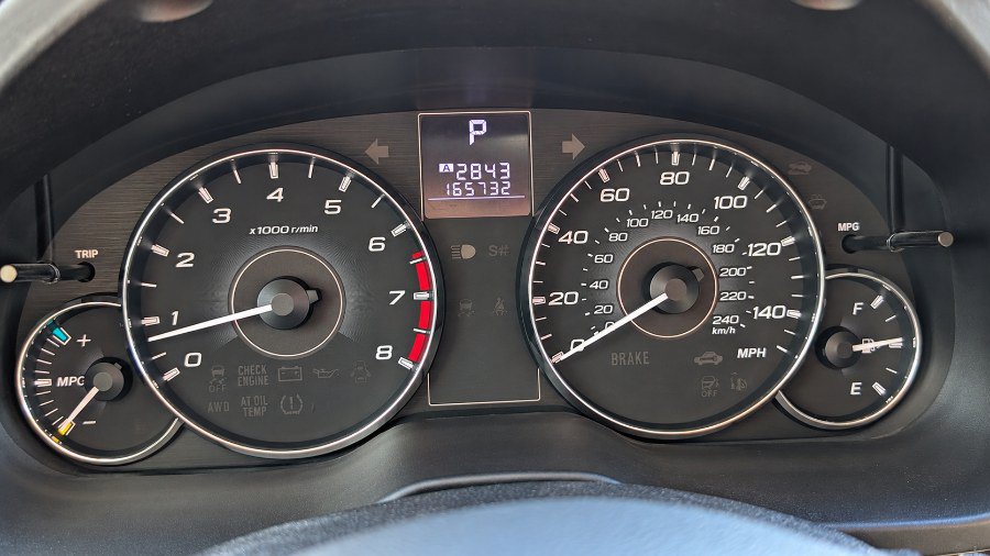 Used 2011 Subaru Outback 2.5i Premium w/ All-Weather Pkg AWD/4WD image 17
