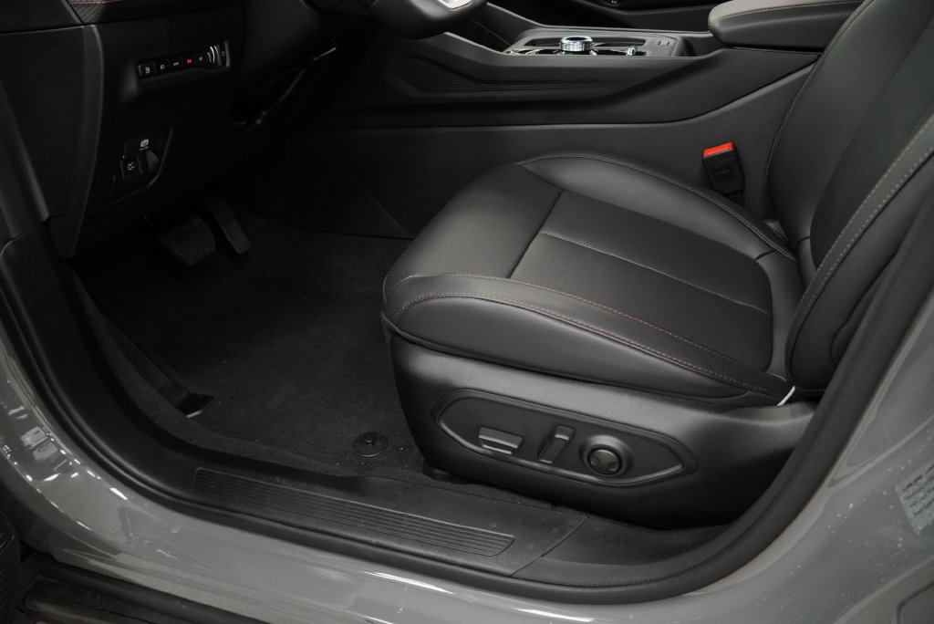 New 2026 Jeep Cherokee Limited AWD/4WD image 30