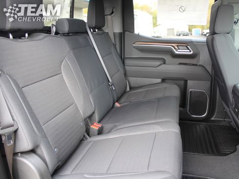 New 2026 Chevrolet Silverado 1500 LT w/ Z71 Off-Road Package image 19