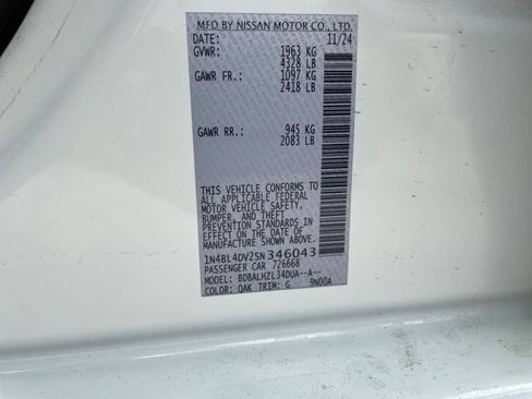 Used 2025 Nissan Altima 2.5 SV FWD image 29