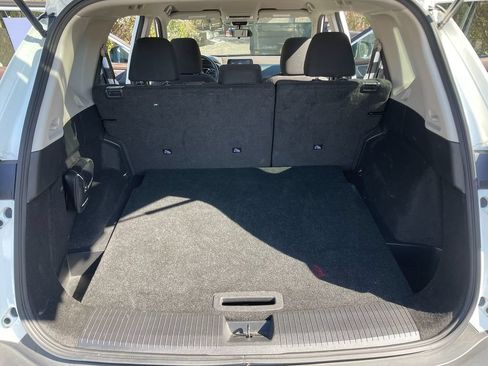 Used 2023 Nissan Rogue S AWD/4WD image 25