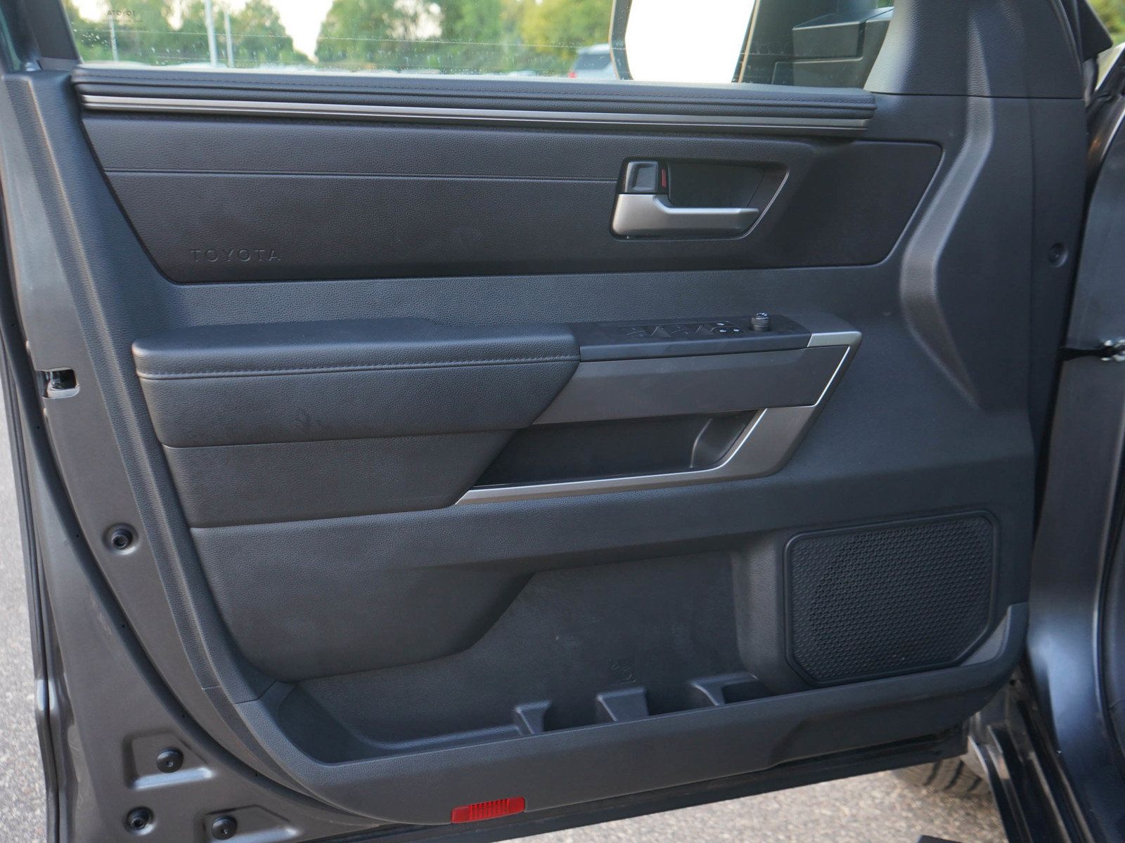 Used 2024 Toyota Tundra SR5 w/ SR5 Premium Package AWD/4WD image 21