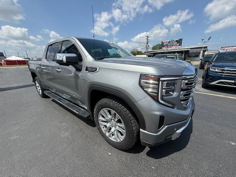 Used 2023 GMC Sierra 1500 Denali AWD/4WD image 1