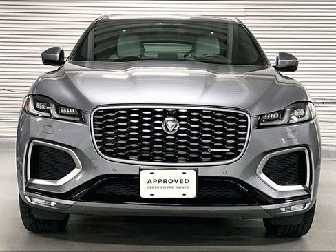 Certified 2025 Jaguar F-PACE R-Dynamic S image 2