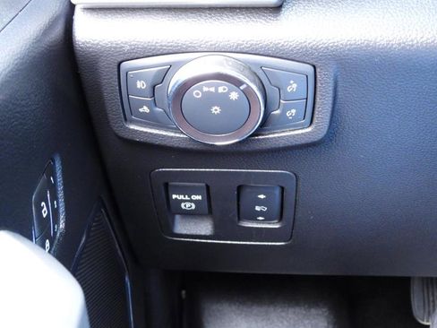 Used 2019 Ford F150 Lariat image 92