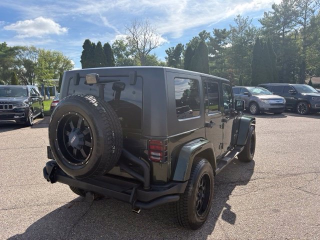 Used 2010 Jeep Wrangler Unlimited Sahara w/ Mopar Chrome Edition Group AWD/4WD image 6