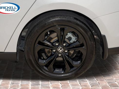 Certified 2025 Honda Accord SE image 40