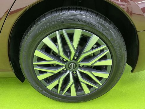 Used 2023 Nissan Altima 2.5 SV image 15