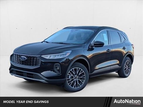 New 2025 Ford Escape SE image 1