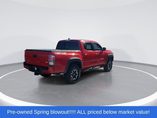 Used 2022 Toyota Tacoma TRD Off-Road w/ TRD Premium Off Road Package AWD/4WD image 8